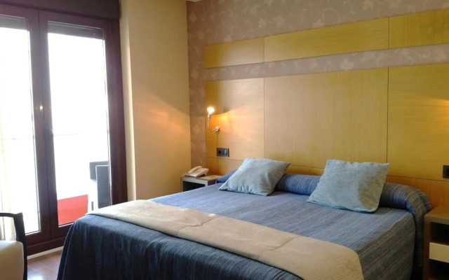 Isla Nova Hotel