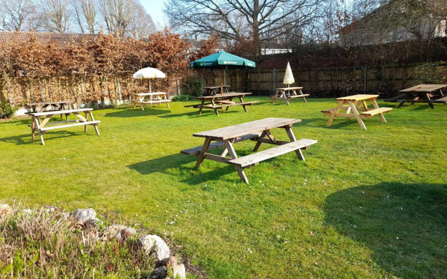 The George and Dragon Inn