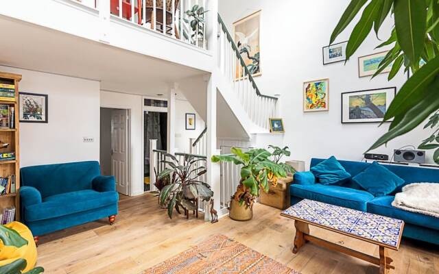 Quirky, Spacious House in the Heart of Hackney