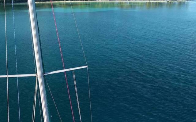 Private Over-the-Water Cabin in San Blas including Meals