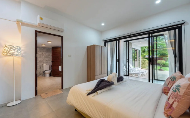 One of Phukets Best Villas V212