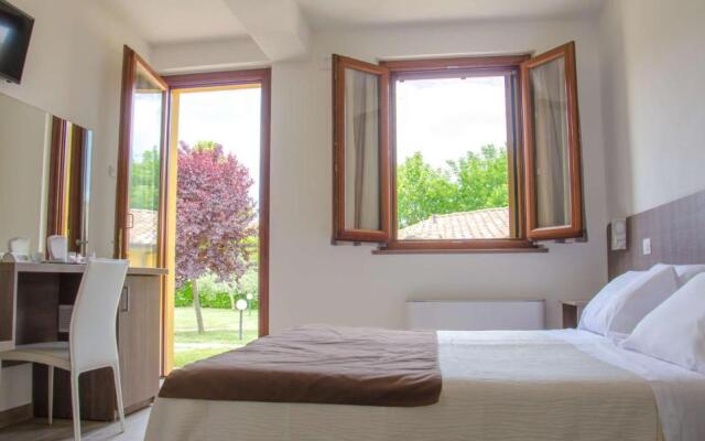 Villaggio Albergo Le Macerine