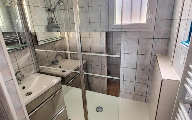 Maison Crozon, 3 Pièces, 4 Personnes - Fr-1-370-42