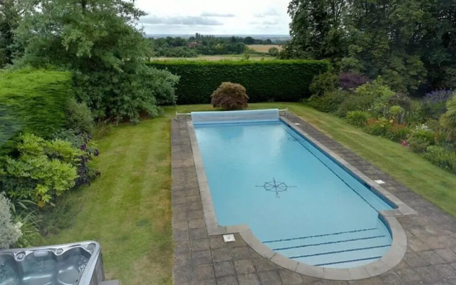 Stunning 100-year-old Converted Coach House