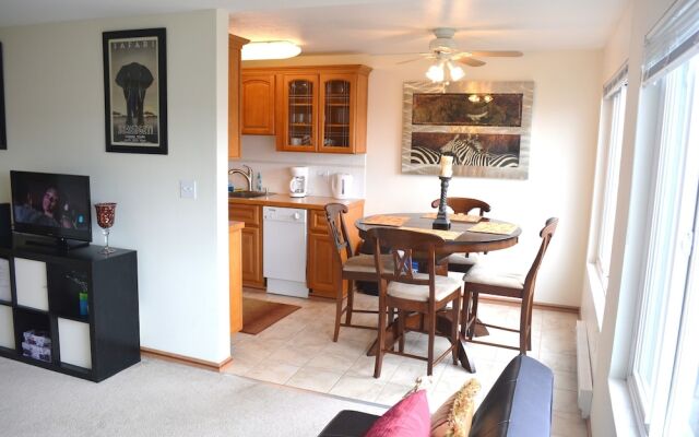 Sunny Westlake Suites by Metro