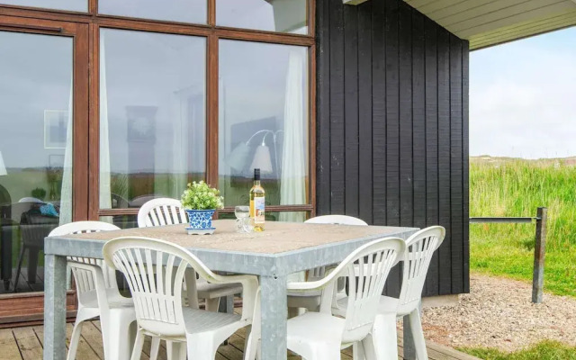 8 Person Holiday Home in Ulfborg-by Traum