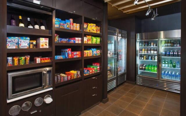 Courtyard Redwood City