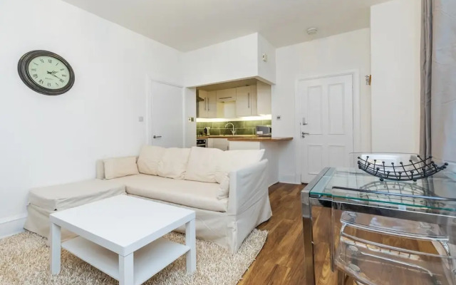 Dbeautifiers Apartments - Adults Only