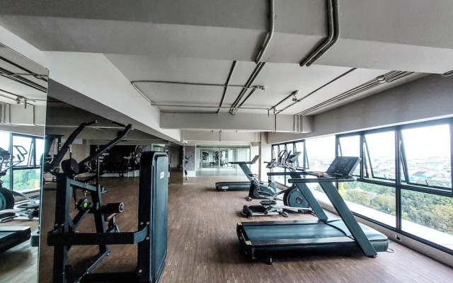 Good And Homey 2Br Loft At Grand Jati Junction Apartment