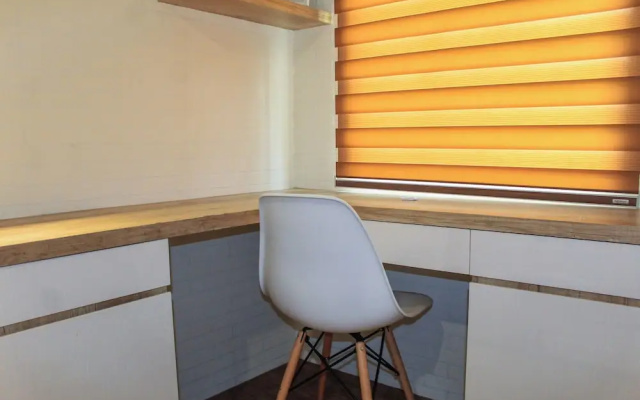 Minimalist and Cozy Studio Room at Ayodhya Apartment – Guest Rooms – Tangerang