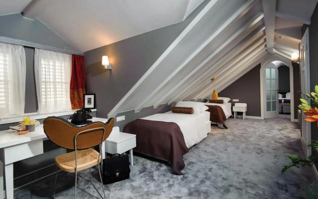 XII Century Heritage Hotel