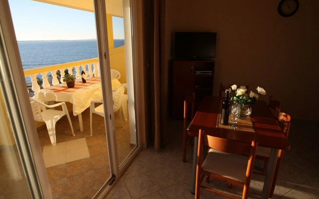 Mladen - Family Friendly & Amazing Location - A3