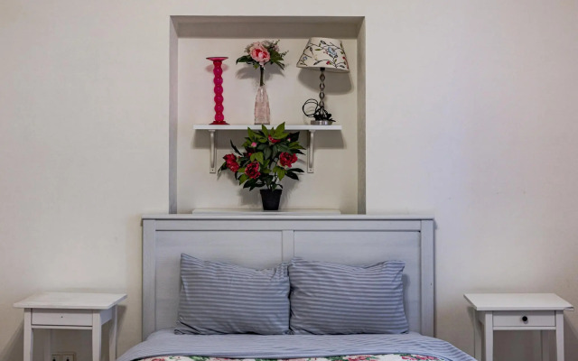 Smart Host на бульваре Страстной