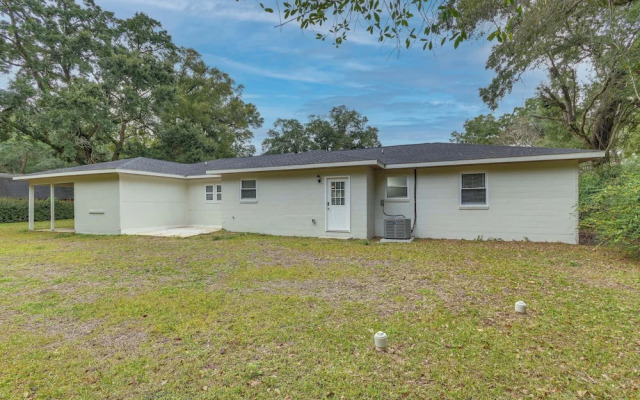 Updated Pensacola Home ~ 7 Mi to Beach!