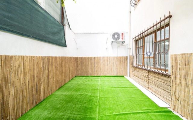 Pleasant House With Private Garden in Kaleici