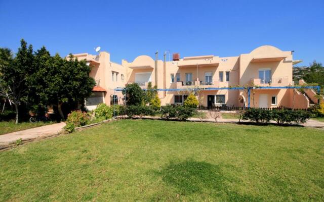 Seaside, relaxing family house with playground! Villa Lavrys 4