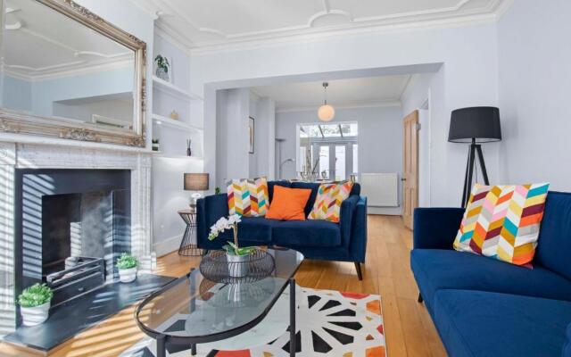 The Townhouse By My Getaways Free Parking
