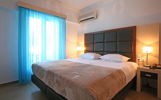 Loizos Apartments