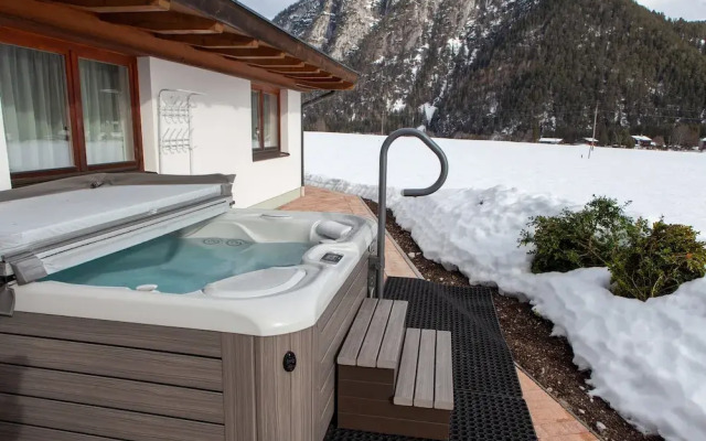 Lehner Schlossl With Whirlpool and Sauna