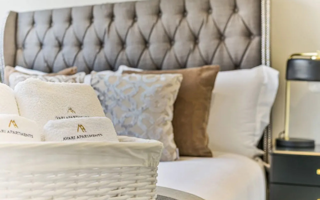 Avari Apartments - Hatton Collection