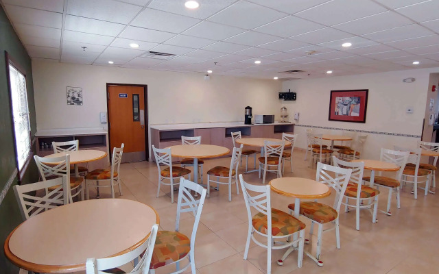 Microtel Inn by Wyndham Ciudad Juarez/By US Consulate