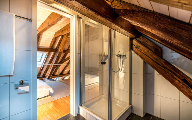 Le Bijou Lintheschergasse 23 Zurich HB