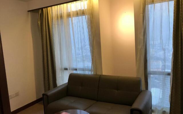Queens Service Suites At Times Square