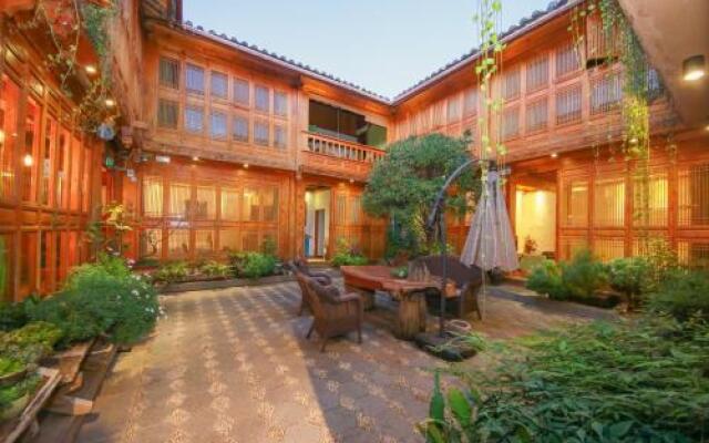 Lijiang Sunshine Garden Villa