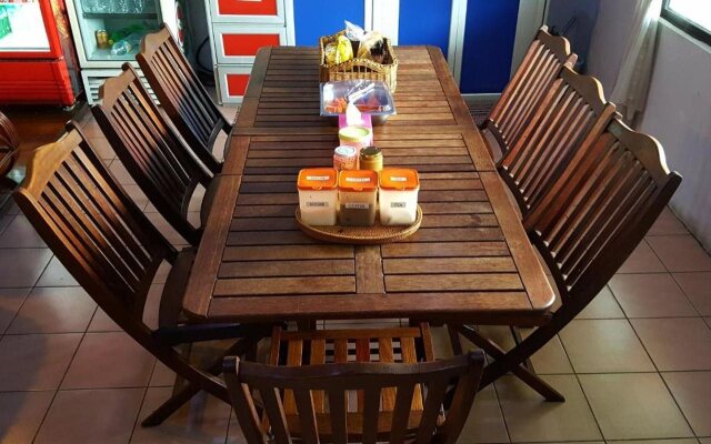 Jesselton Cabin - Hostel