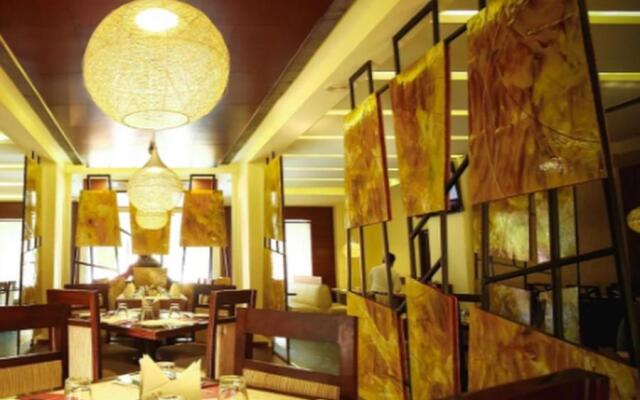 Regency Square Hotel