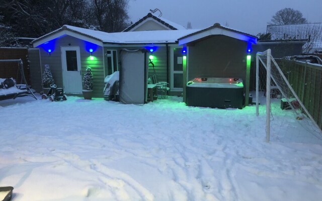 Pamper House Holiday Home And Annex