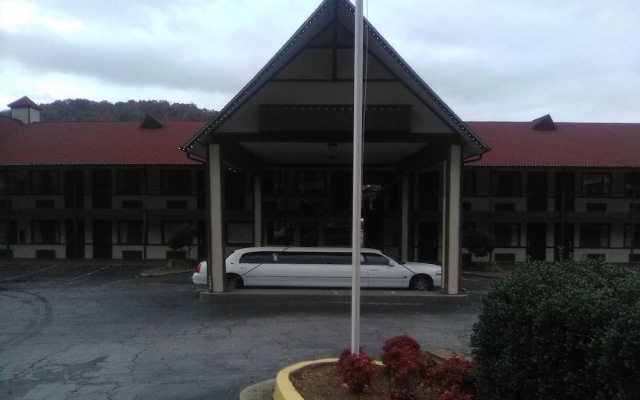 Ameraview Inn And Suites