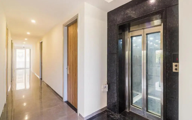 Fabhotel The Pearl Inn