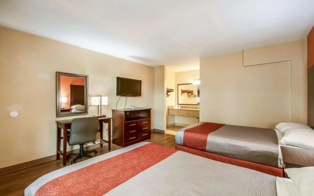 Motel 6 Washington, DC - Convention Center