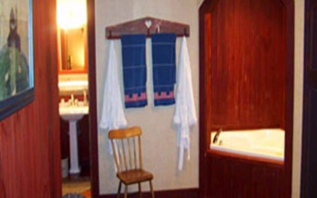 The Inn at Narrows Creek