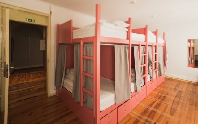 WOT New Lisbon - Hostel