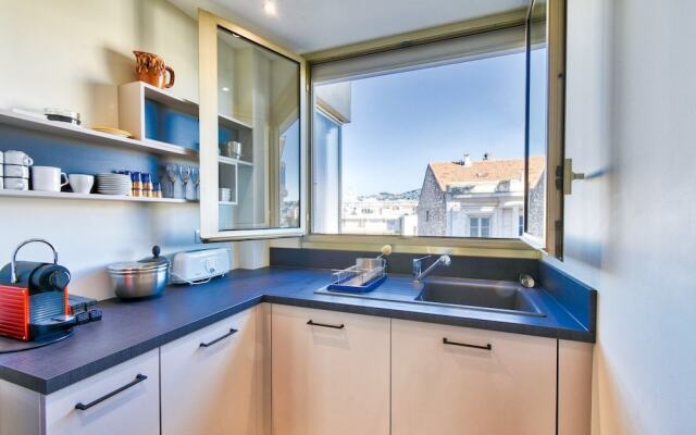 Amazing Sea View Apt w/ Balcony Near Palais