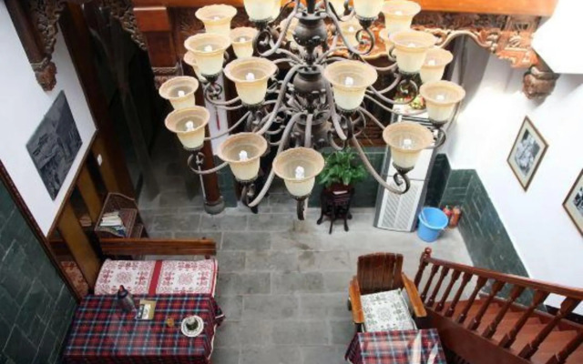 Dongshan Courtyard Inn