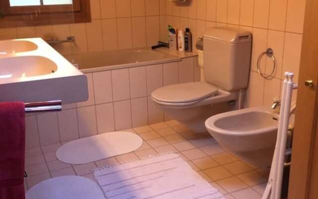 Cozy spacious Flat right in the village