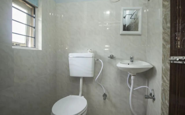 SS Lodge By OYO Rooms