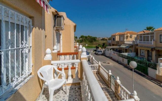 2 bed apartment in Paraje Natural Fase 1, Torrevieja