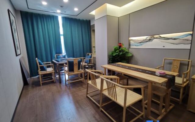 Deyefeng Boutique Hotel (Shenzhen Bao'an Lingzhi Subway Station)