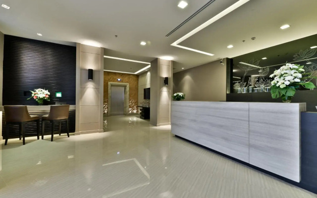 Civic Horizon Hotel & Residence