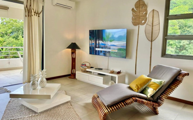 Manuia luxury apartment - Tahiti Punaauia -Wi-Fi Netflix pool & gym