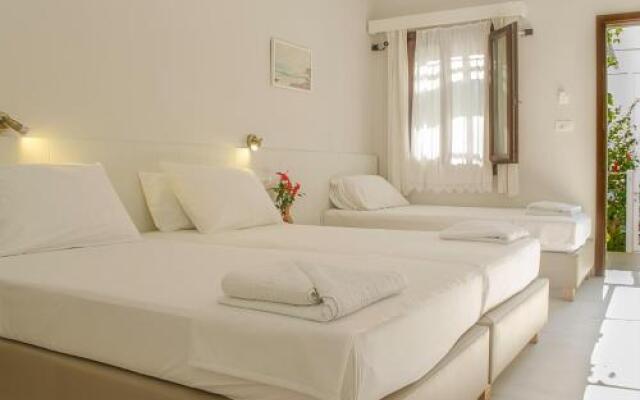 Kalypso Studios & Rooms