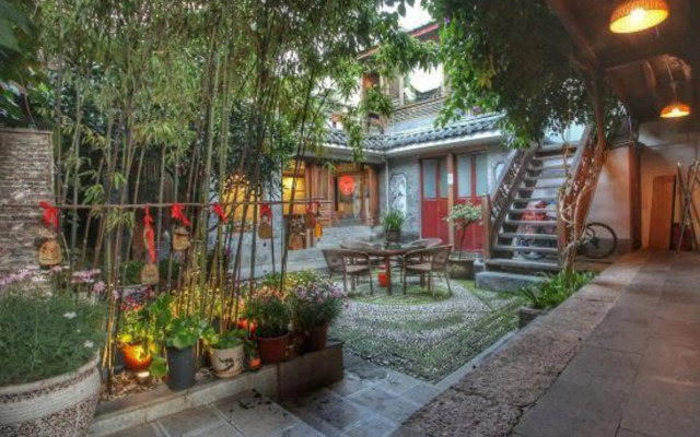 Lijiang Liuyue Tang Inn