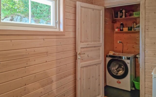 Stunning Home in Spangereid With Wifi and 4 Bedrooms