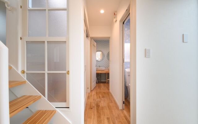 Wakoso Harmonious Light West