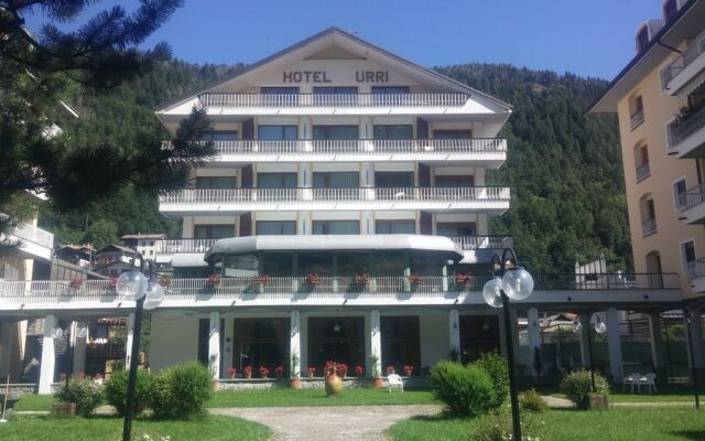 Hotel Urri