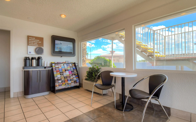 Motel 6 Las Vegas, NV - Boulder Highway